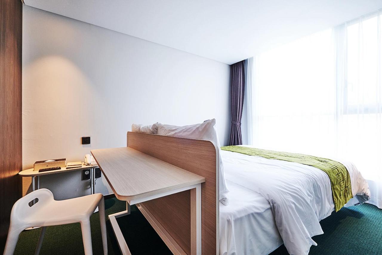 Jeju Pureun Hotel Seogwipo Zewnętrze zdjęcie