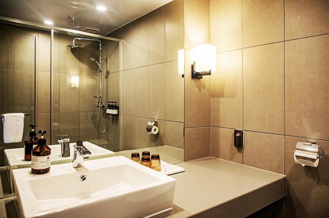 Jeju Pureun Hotel Seogwipo Zewnętrze zdjęcie